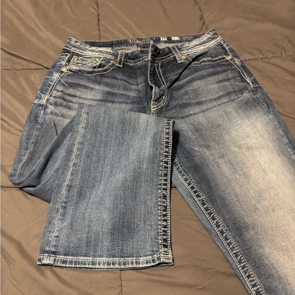 Miss Me women’s jeans size 34 bootcut - Picture 2 of 8